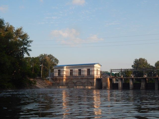 Речной сплав по быстрине